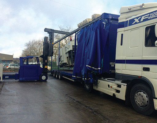 Leitch Translift Ltd is a one-stop shop for all your truck mounted crane hire needs.)